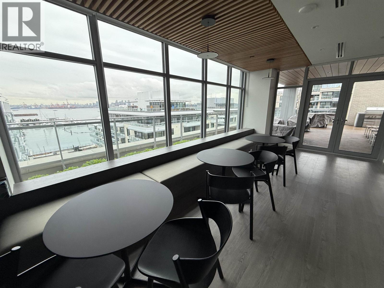 117 755 HARBOURSIDE DRIVE, North Vancouver