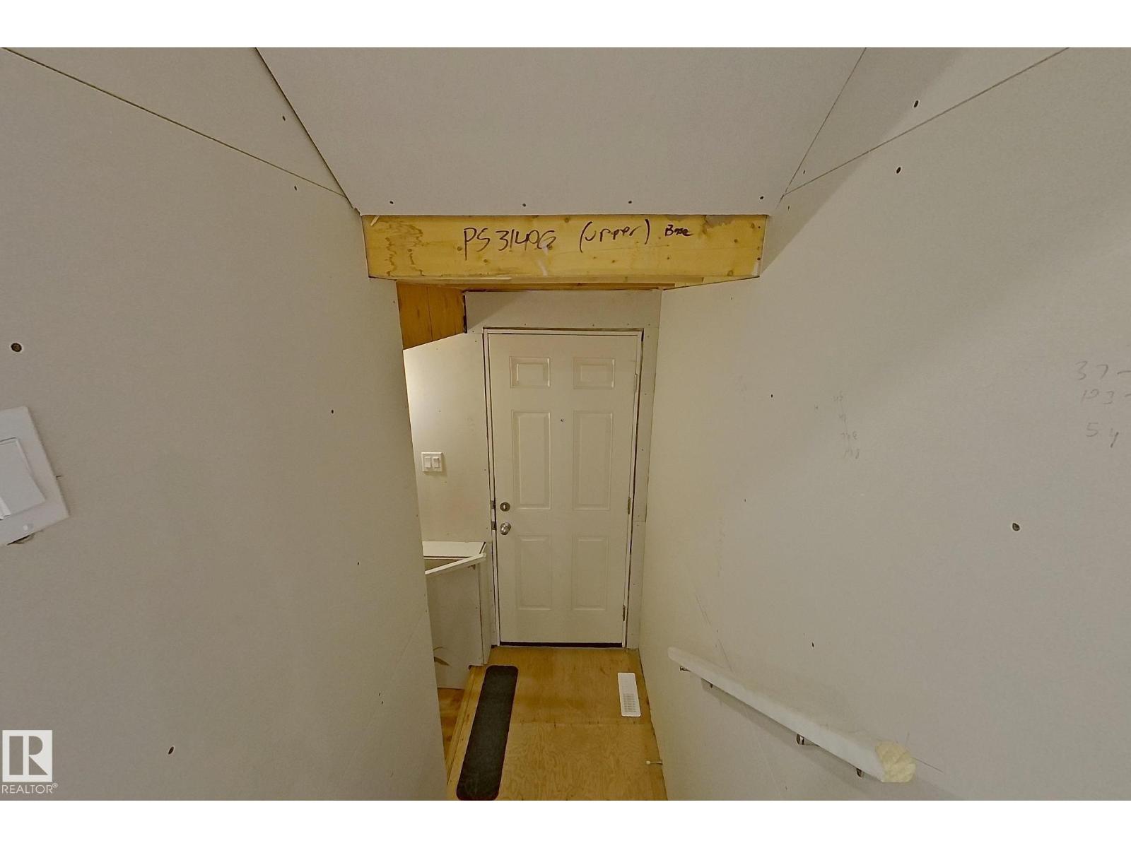18910 29 AV NW - 20