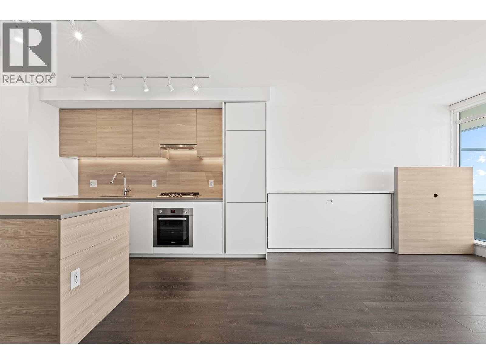 1106 652 WHITING WAY, Coquitlam