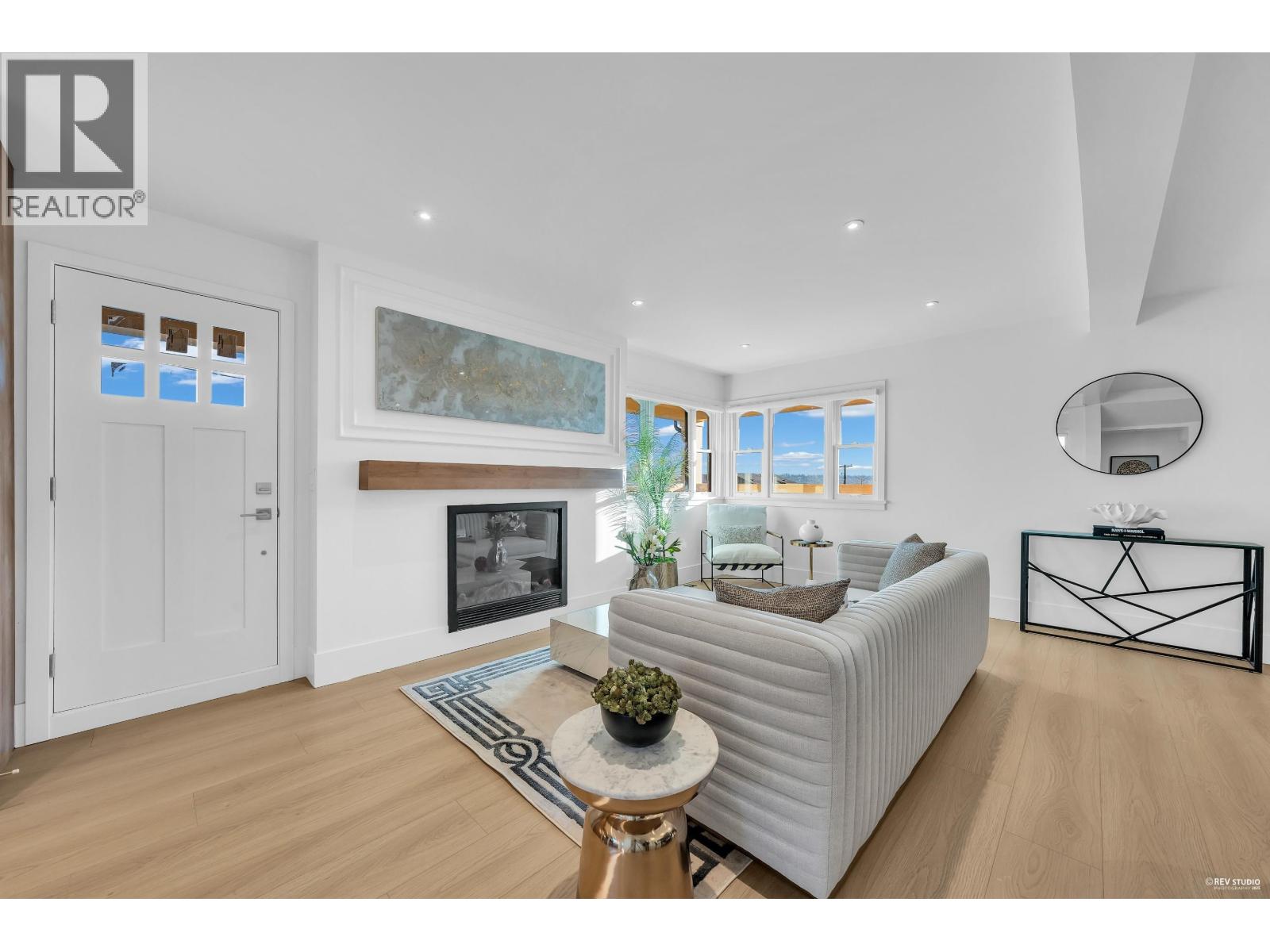 101 1125 CARTIER AVENUE, Coquitlam