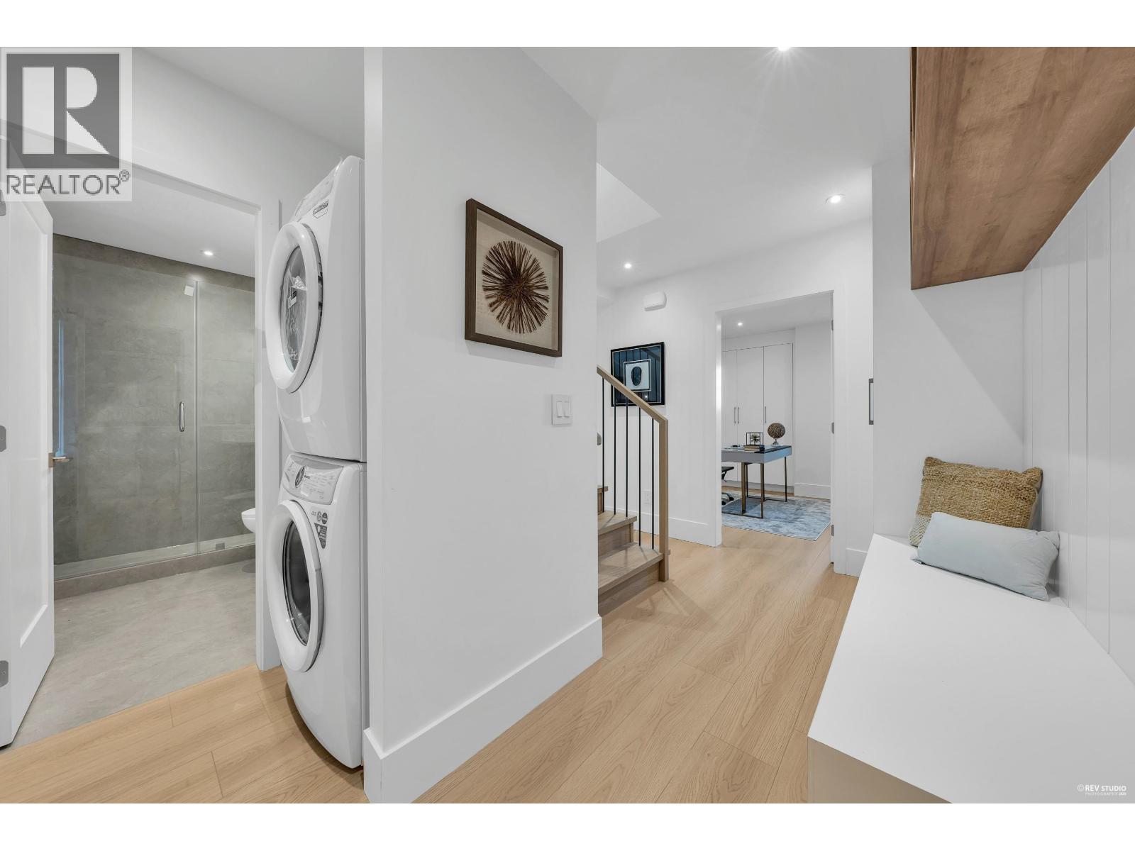 101 1125 CARTIER AVENUE, Coquitlam