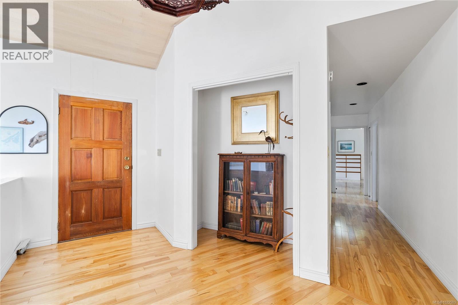  212 Sunset Drive, Salt Spring