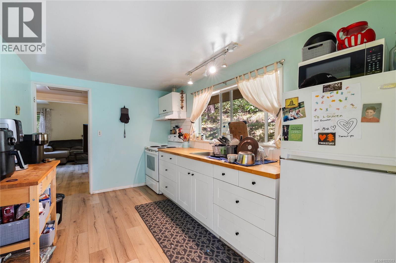  212 Sunset Drive, Salt Spring