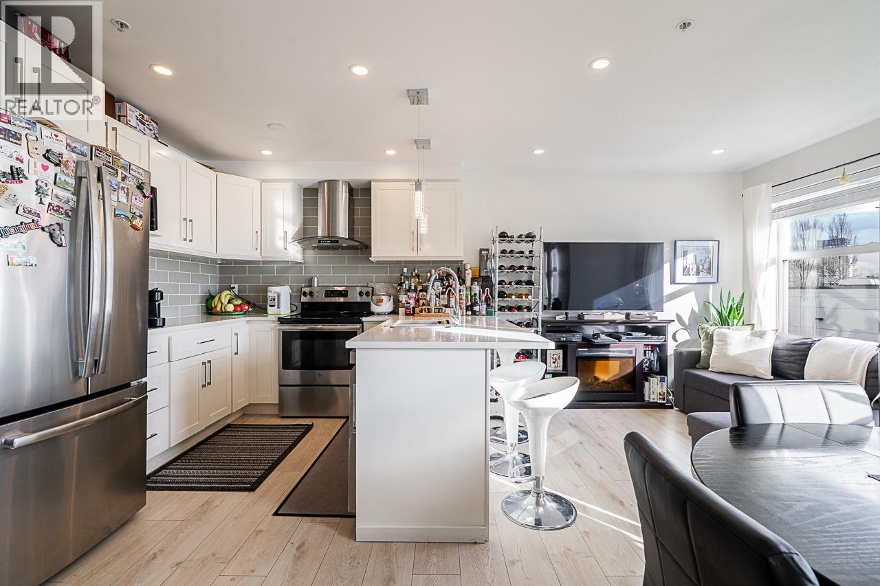 211 5625 SENLAC STREET, Vancouver