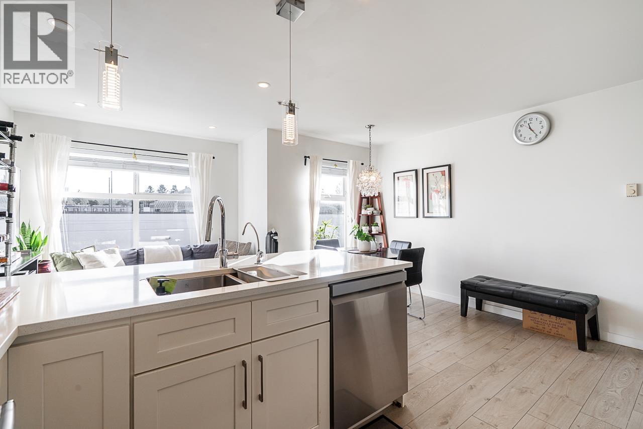 211 5625 SENLAC STREET, Vancouver