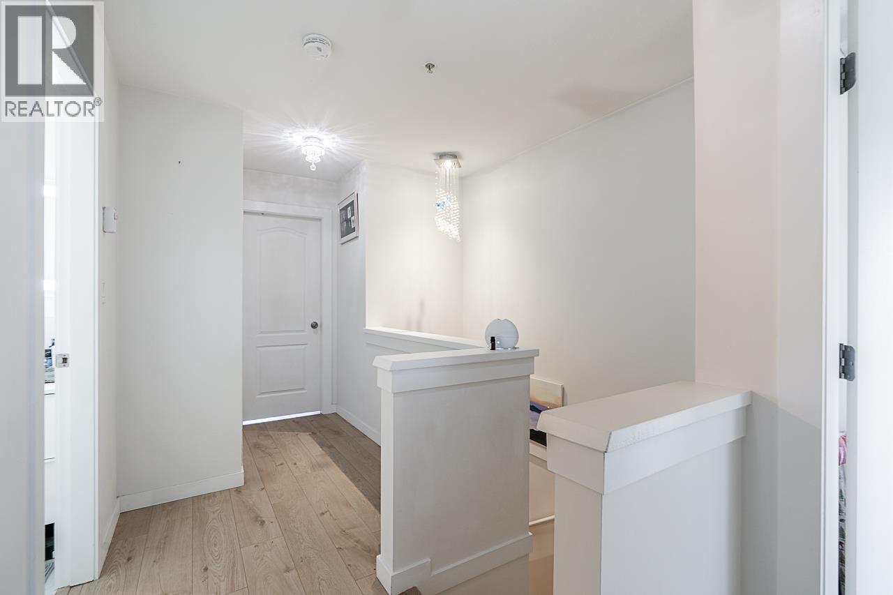 211 5625 SENLAC STREET, Vancouver