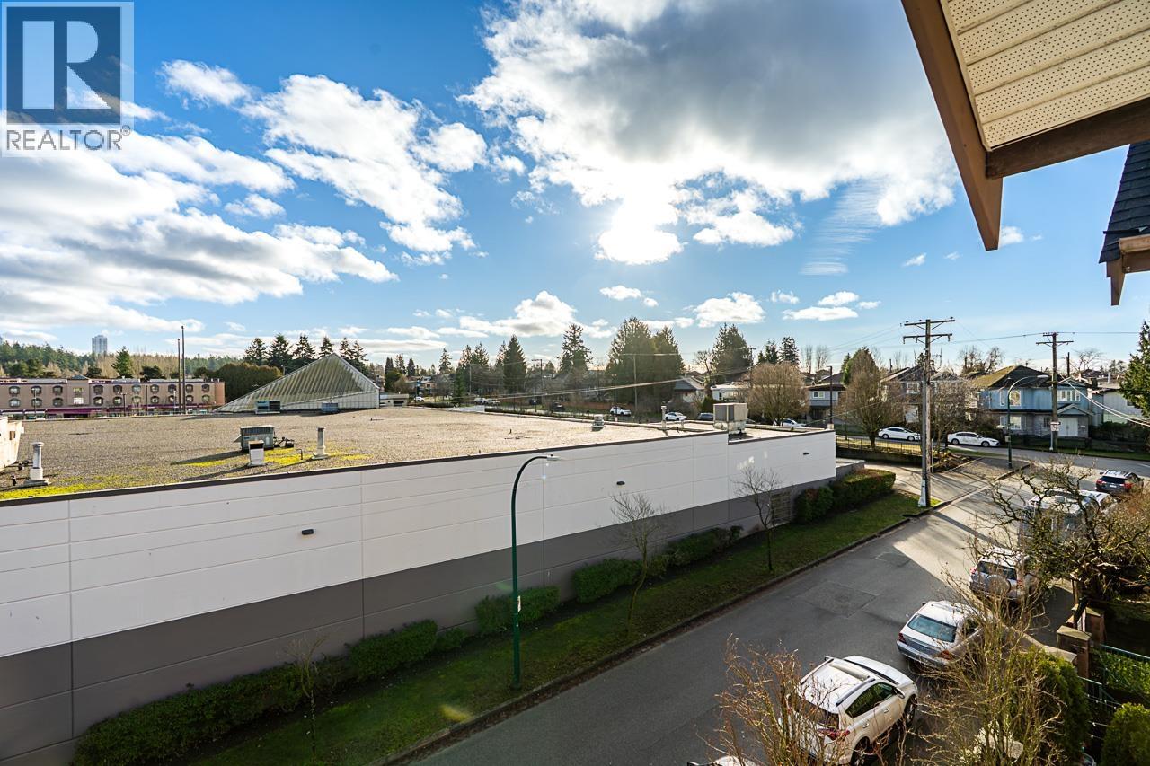 211 5625 SENLAC STREET, Vancouver