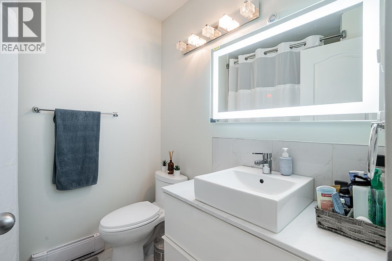 211 5625 SENLAC STREET, Vancouver