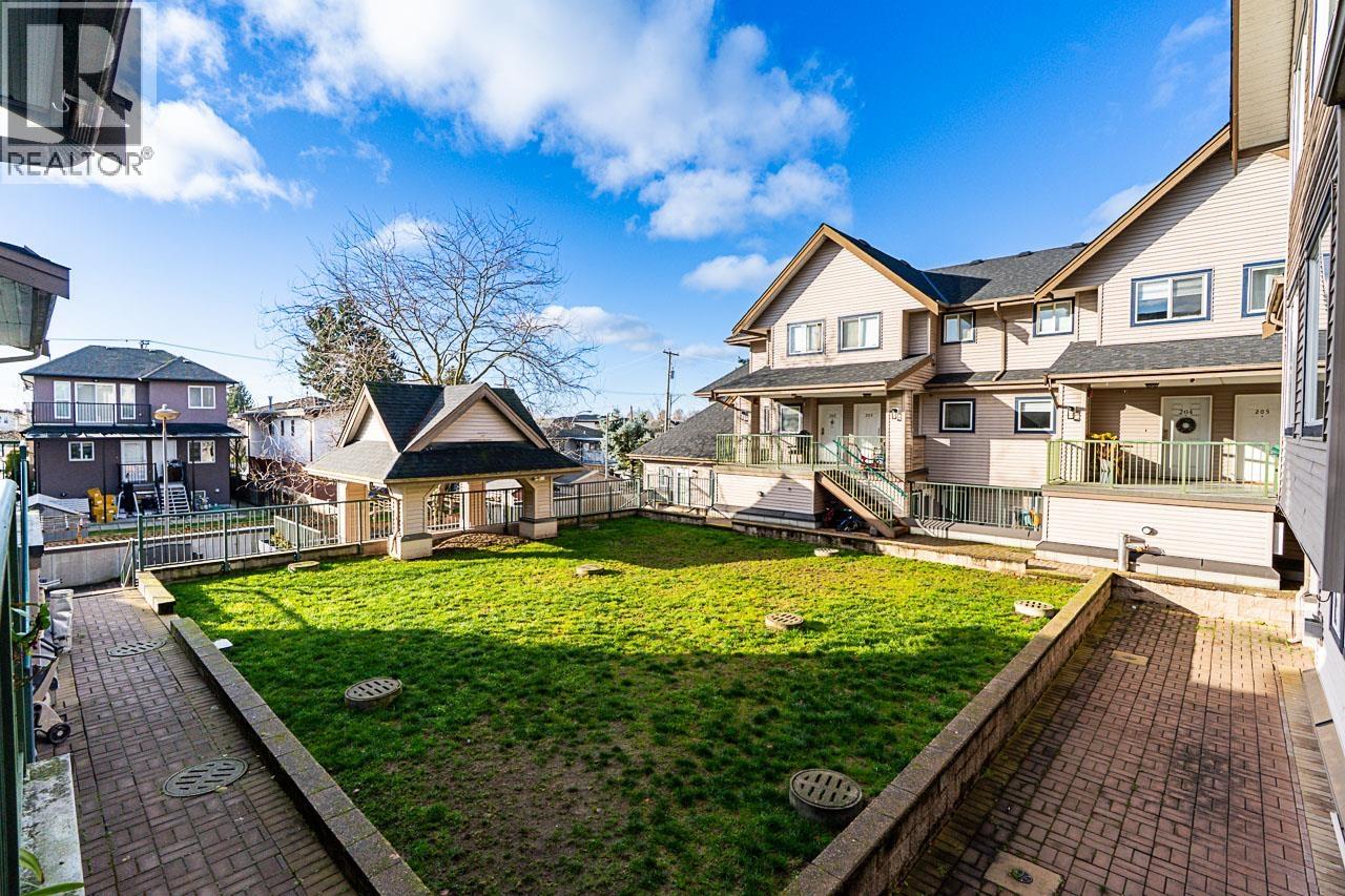 211 5625 SENLAC STREET, Vancouver