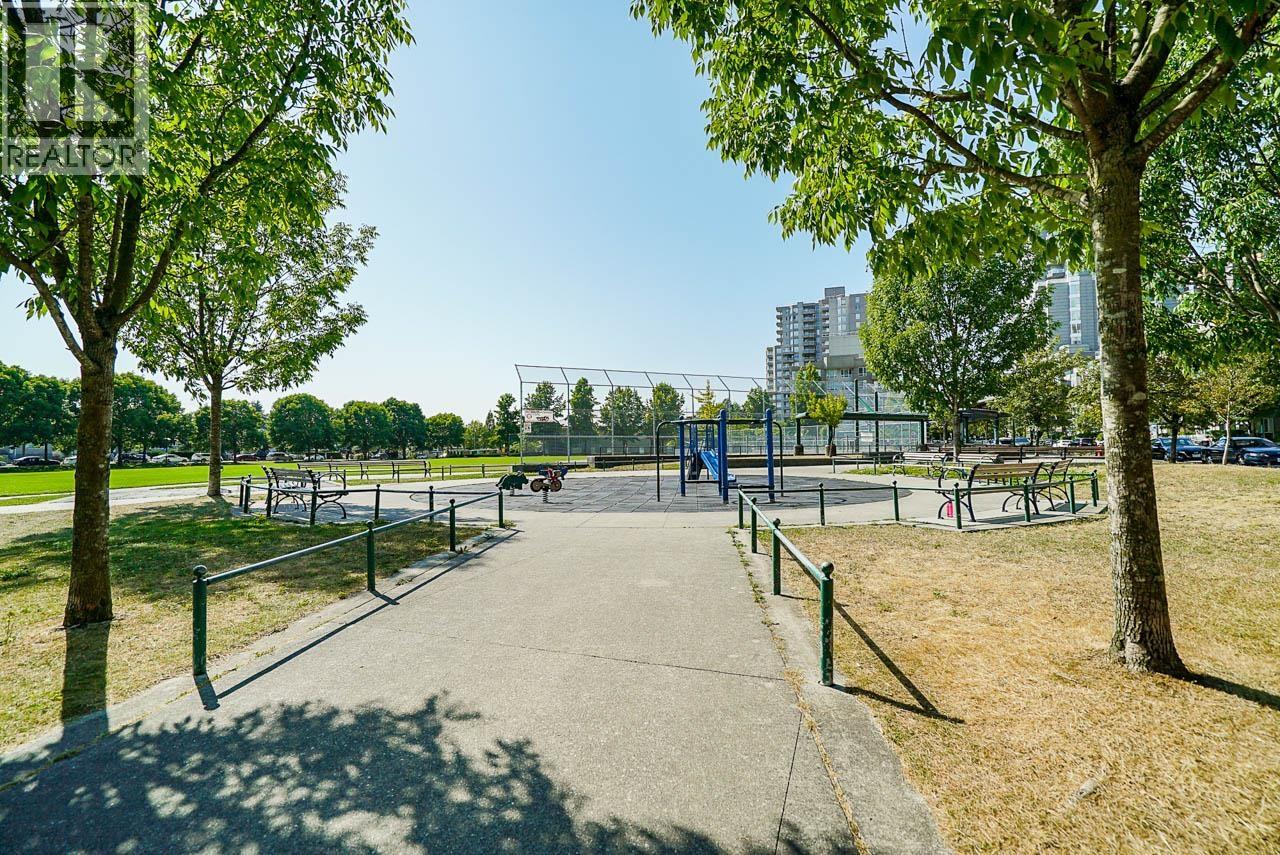 211 5625 SENLAC STREET, Vancouver