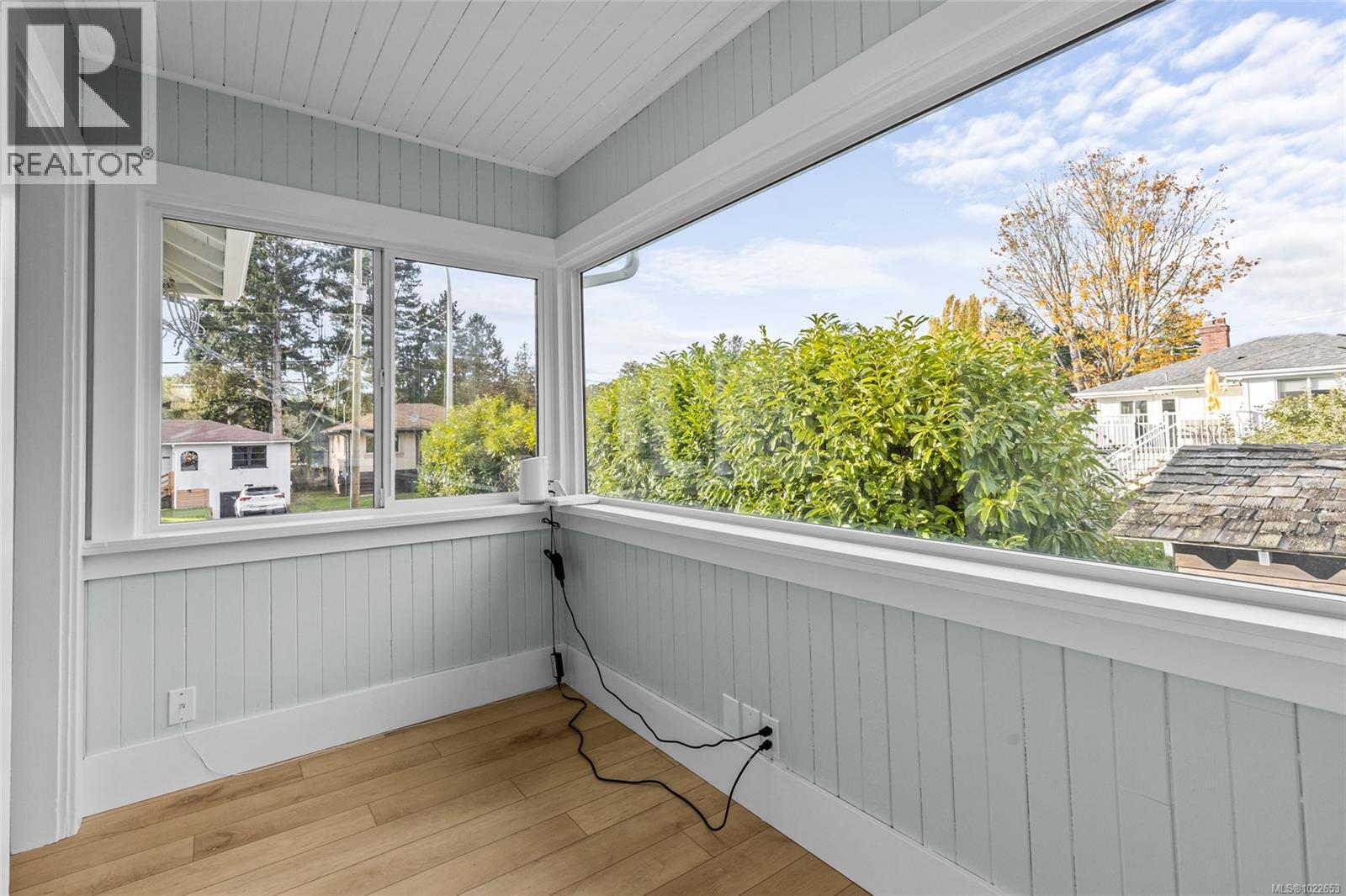 3337 Kingsley St, Saanich