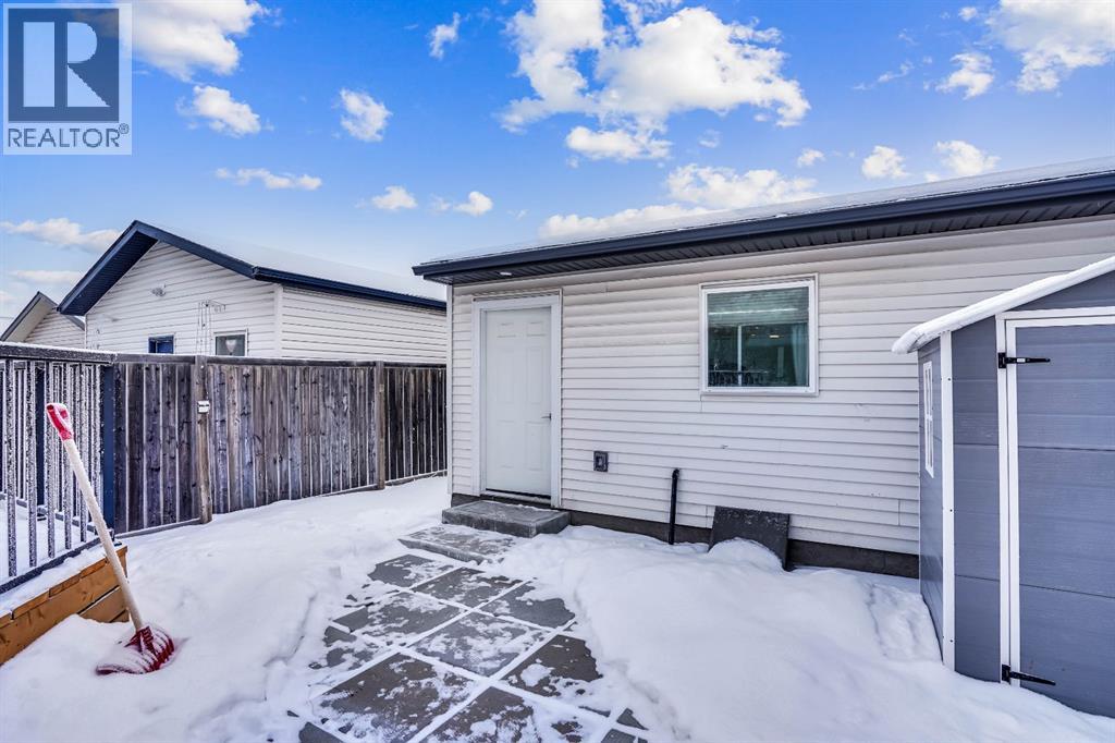 Single Family House for Sale in  Cranberry Place SE Cranston Calgary 