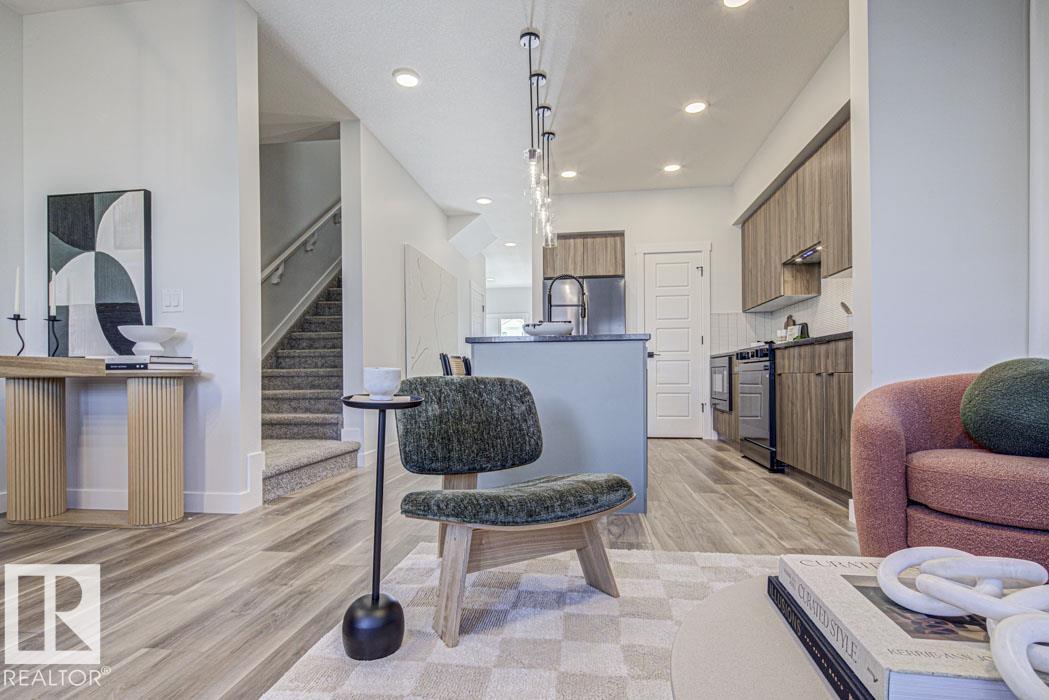 1214 MCLEOD AV, Spruce Grove