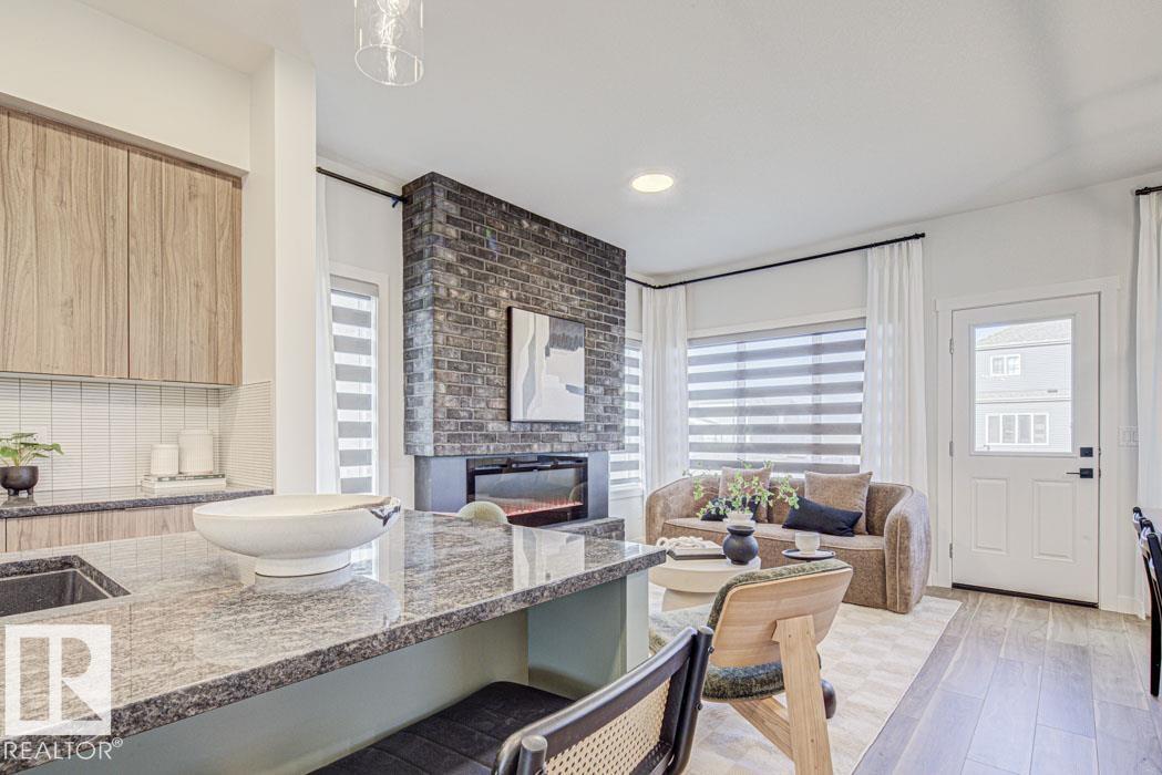 1214 MCLEOD AV, Spruce Grove