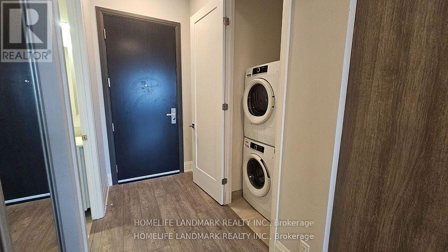 38 Water Walk Unit Ph08 photo 3