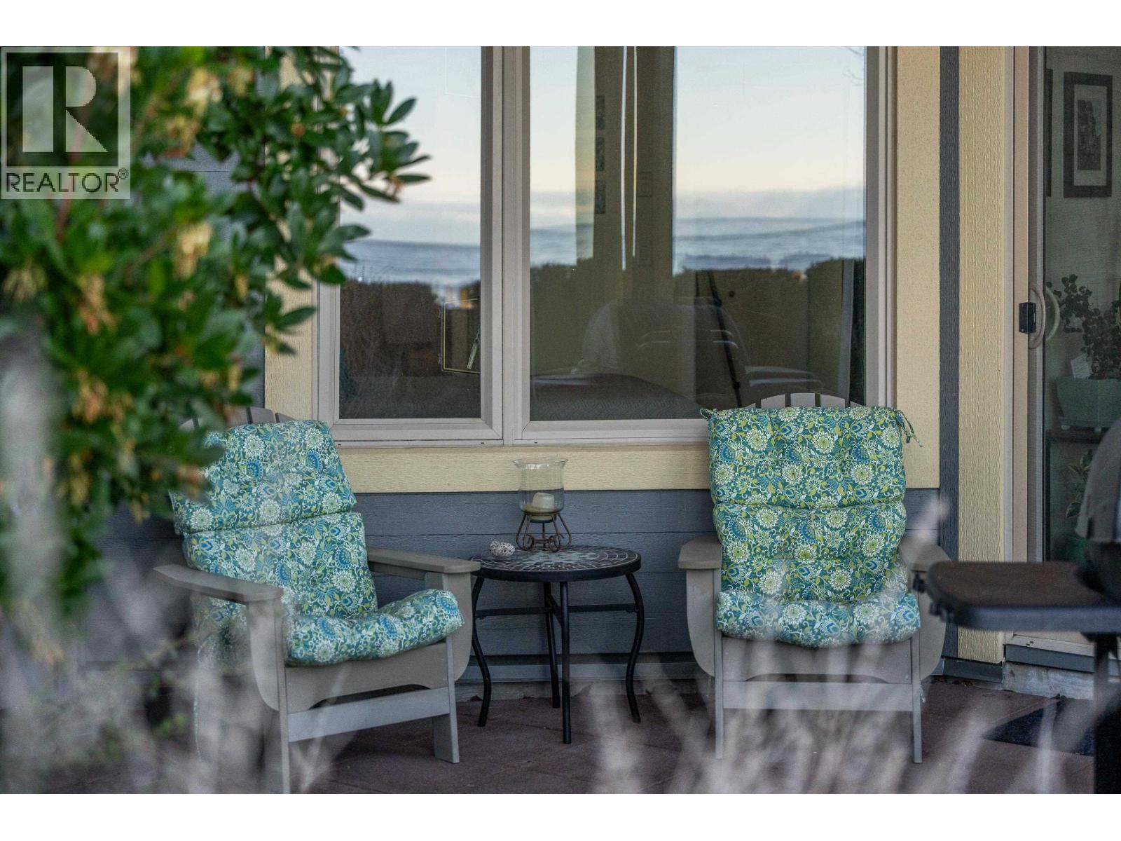 105 5160 DAVIS BAY ROAD, Sechelt