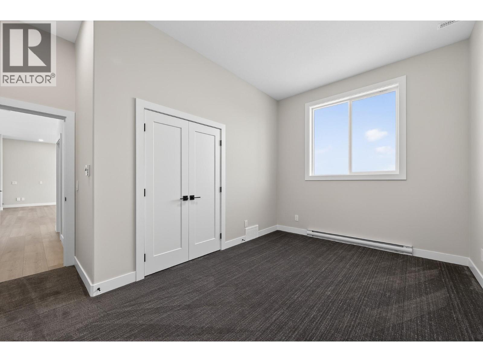 2138 LINFIELD Drive, Kamloops