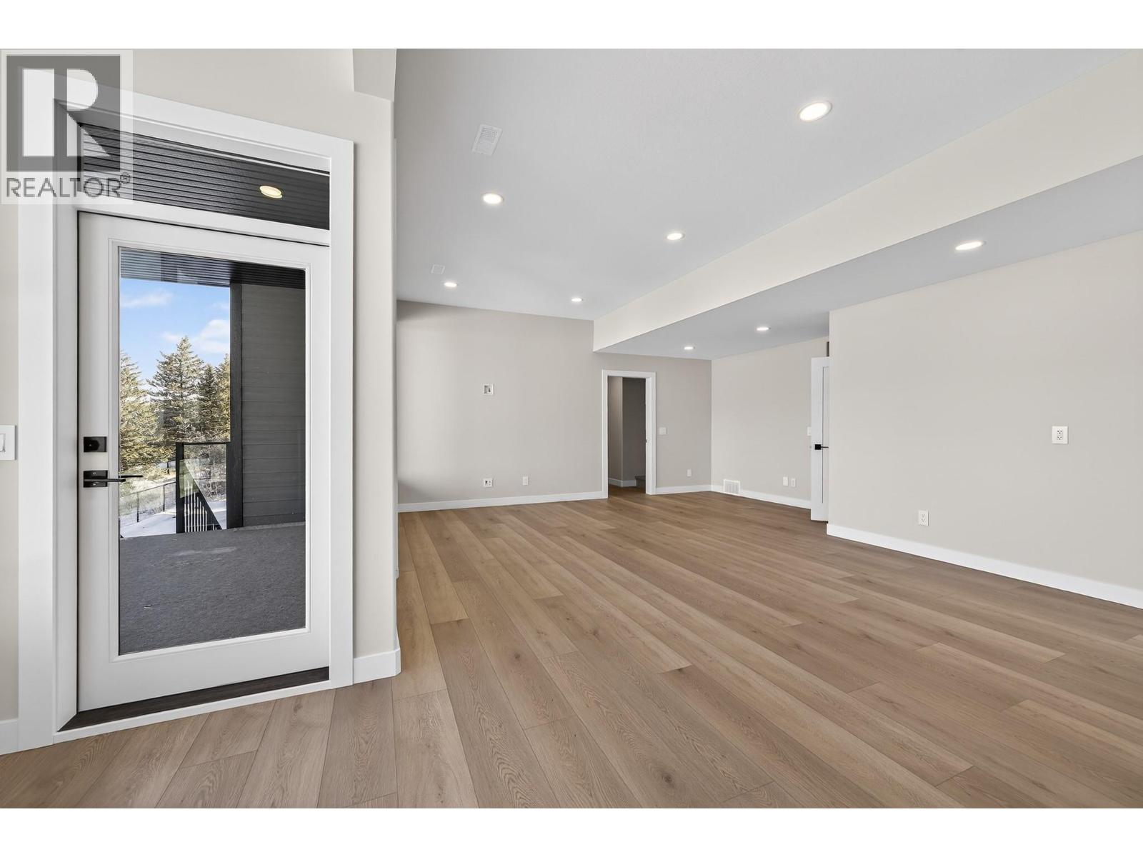 2138 LINFIELD Drive, Kamloops