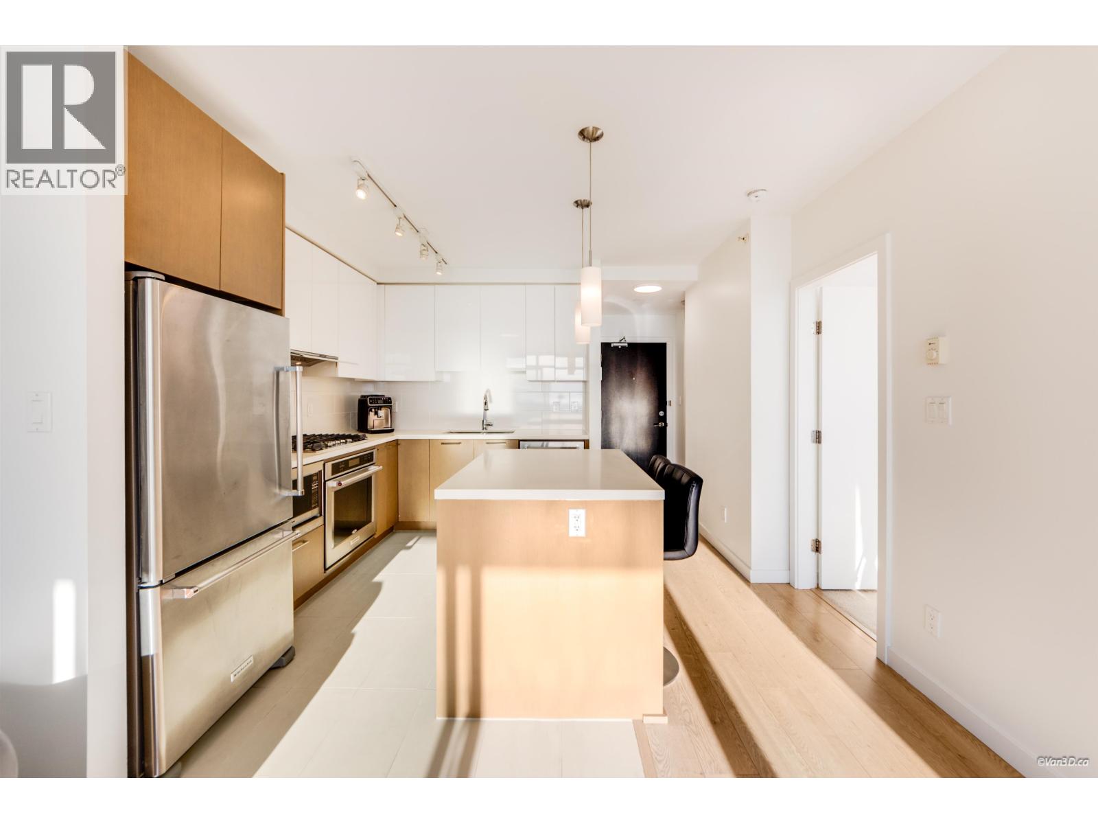 3804 3080 LINCOLN AVENUE, Coquitlam