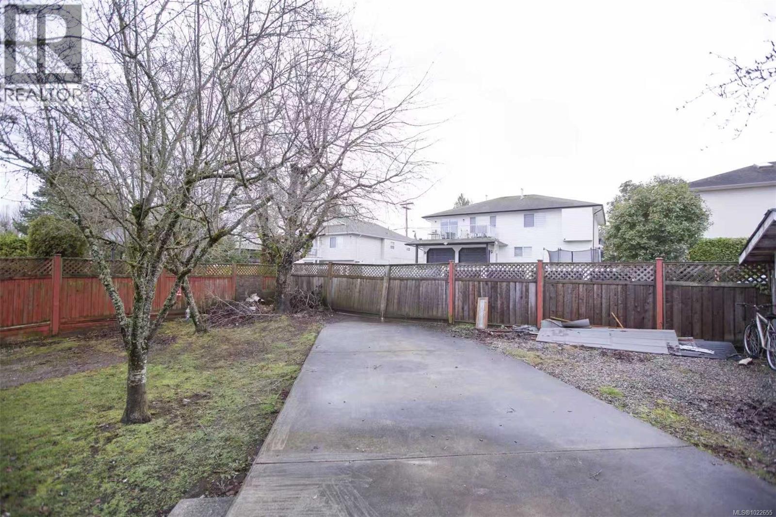 6404 Lasalle Rd, Nanaimo