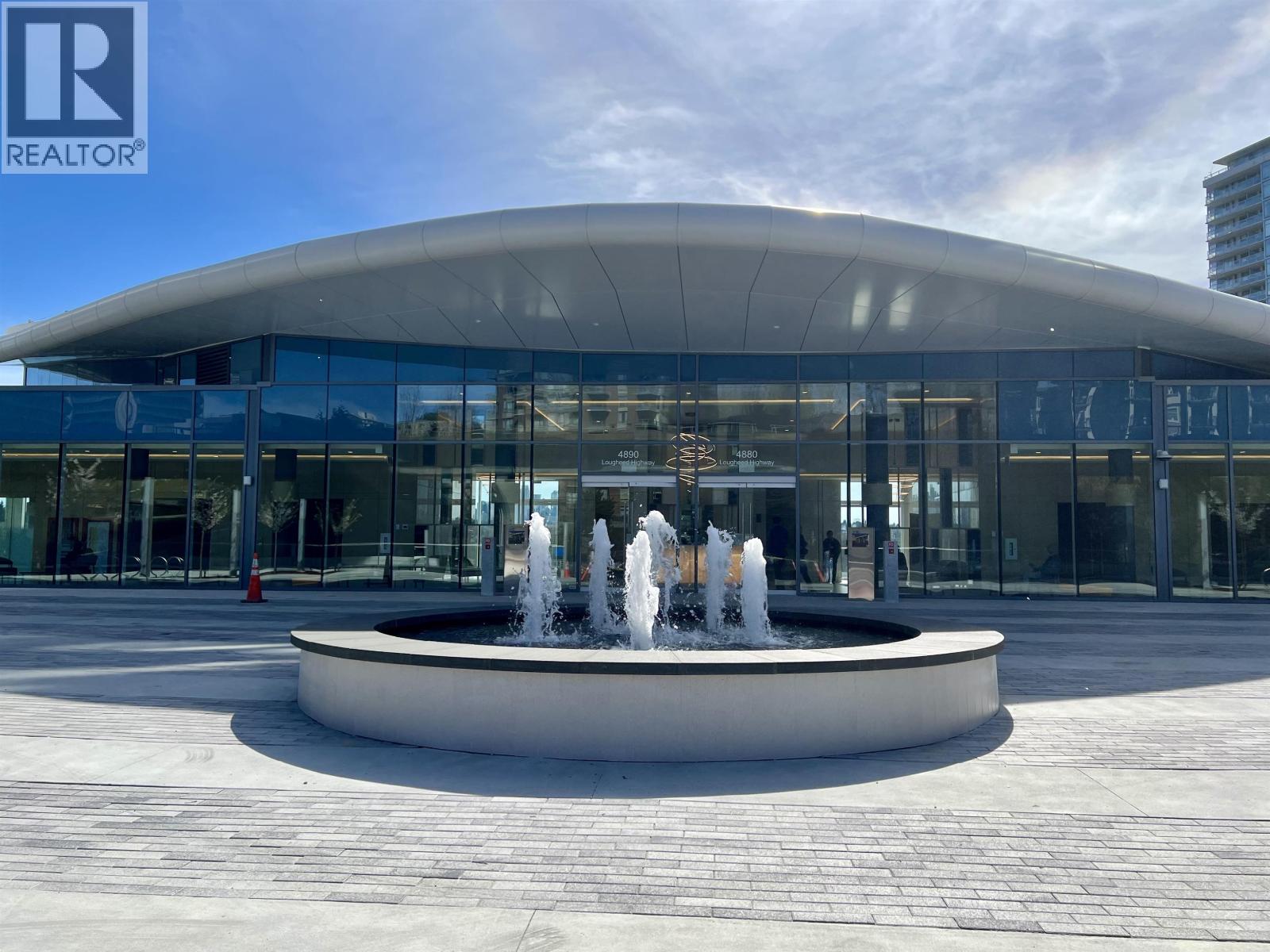 401 4890 LOUGHEED HIGHWAY, Burnaby