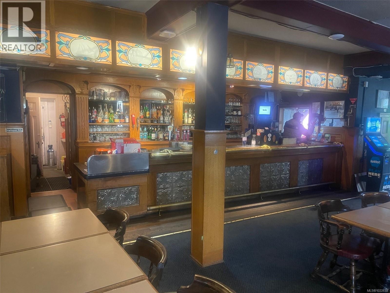 9576 CHEMAINUS RD - 5