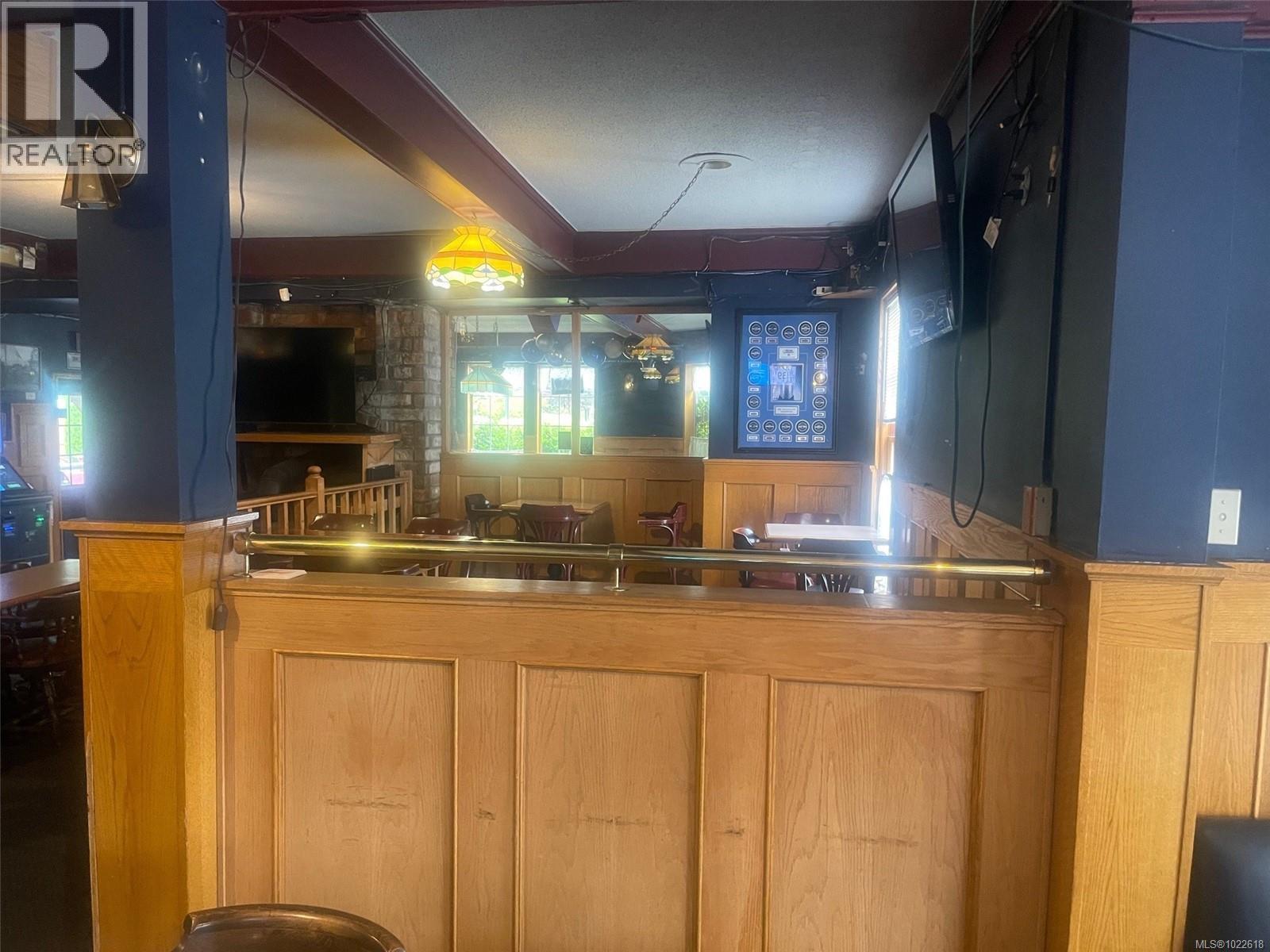 9576 CHEMAINUS RD - 9