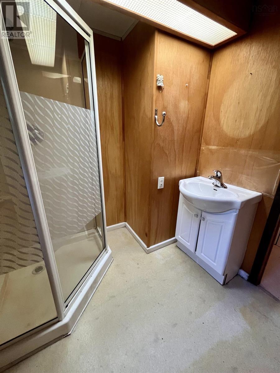 Property 33 of 38 of 4276 Clementsvale Road