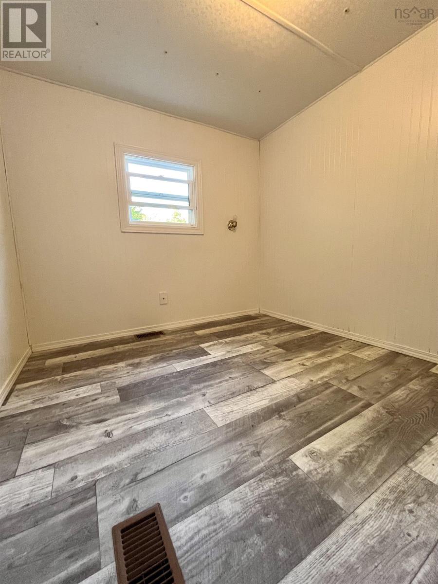 Property 37 of 38 of 4276 Clementsvale Road