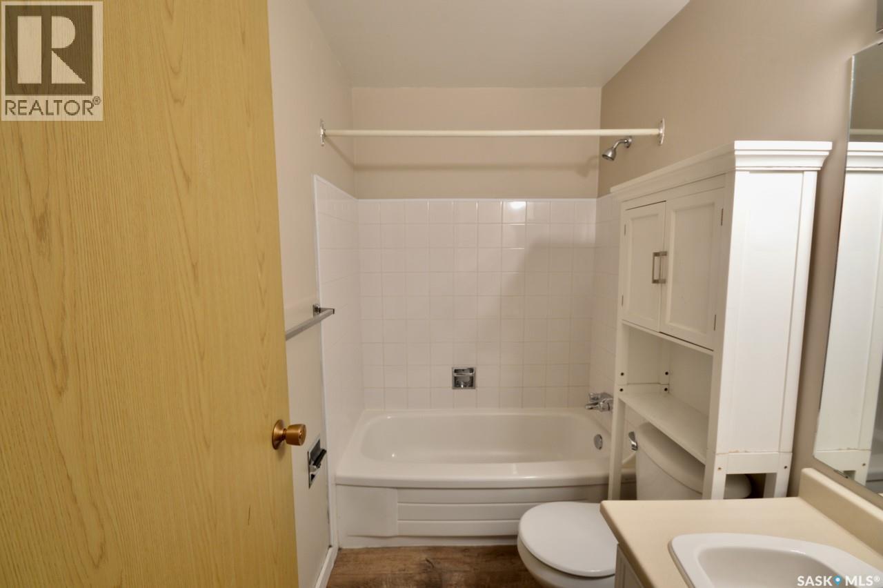 Single Family House Low rise for Sale in  C Tait PLACE Saskatoon 