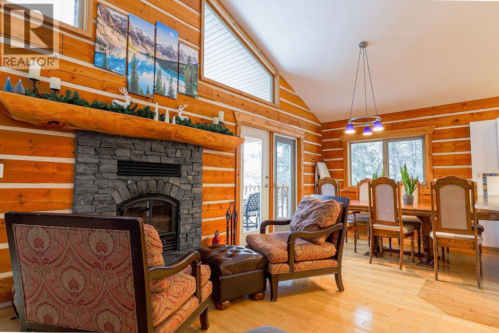 6755 COLUMBIA LAKE Road, Fairmont Hot Springs