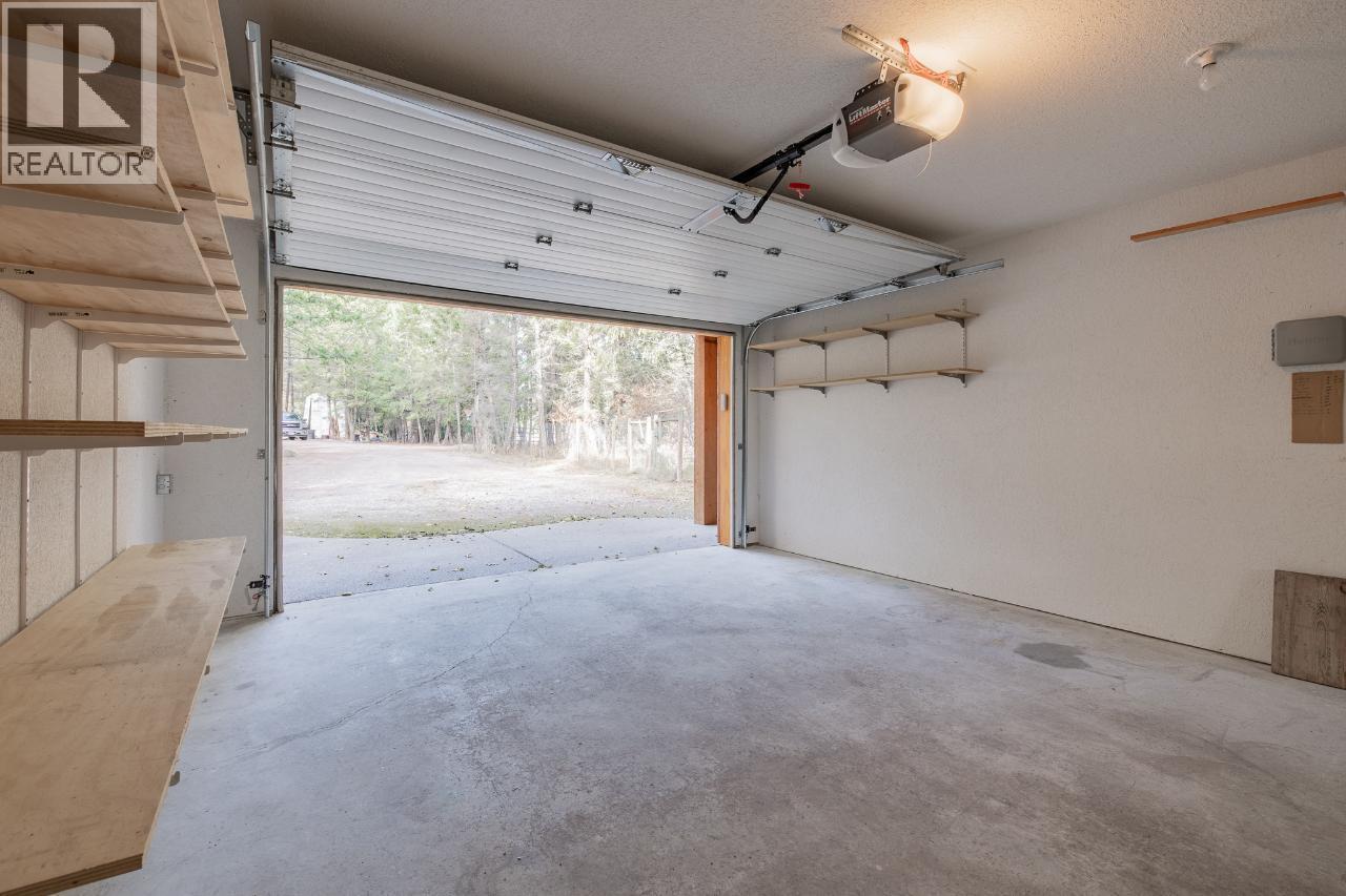 6755 COLUMBIA LAKE Road, Fairmont Hot Springs