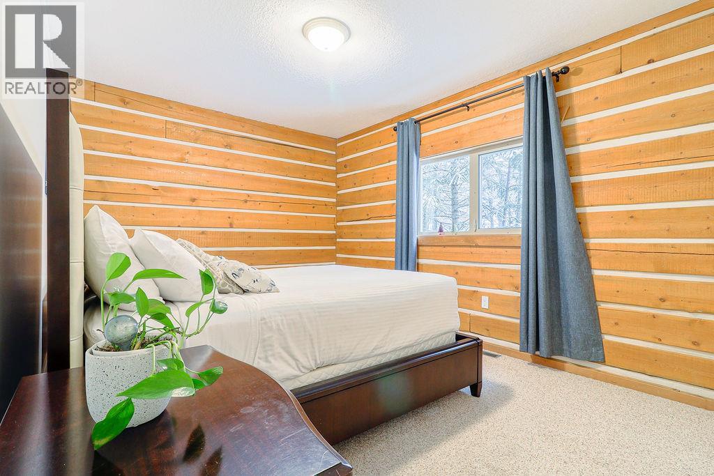 6755 COLUMBIA LAKE Road, Fairmont Hot Springs