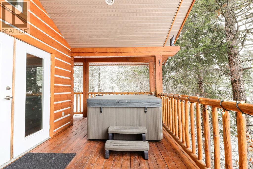 6755 COLUMBIA LAKE Road, Fairmont Hot Springs