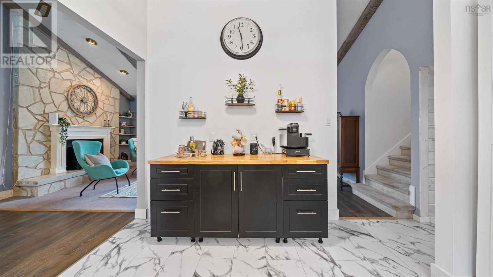 Property 16 of 39 of 16 Donview Drive