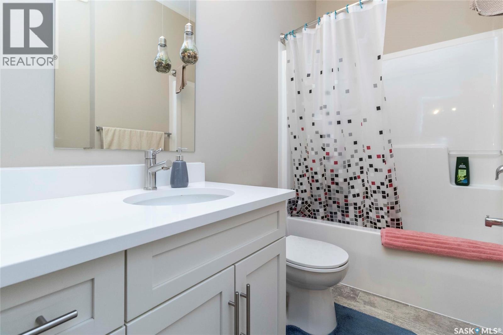 Single Family House Low rise for Sale in   Baltzan TERRACE Saskatoon 