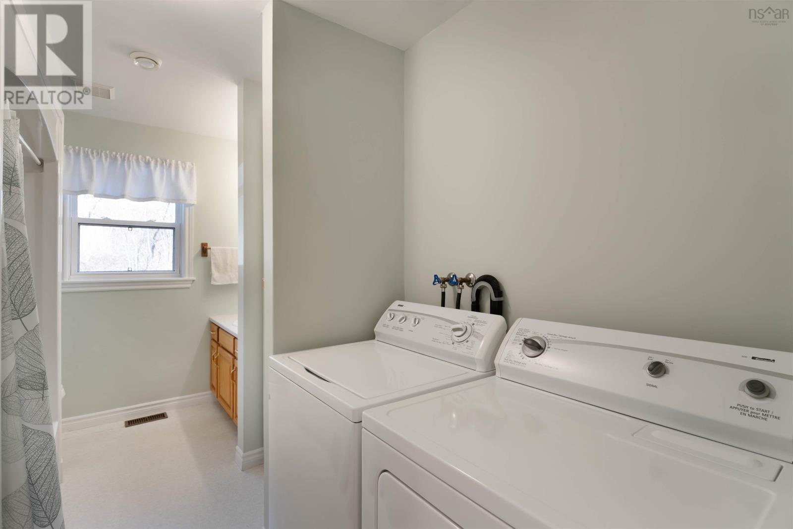 Property 21 of 31 of 4395 Prospect Road