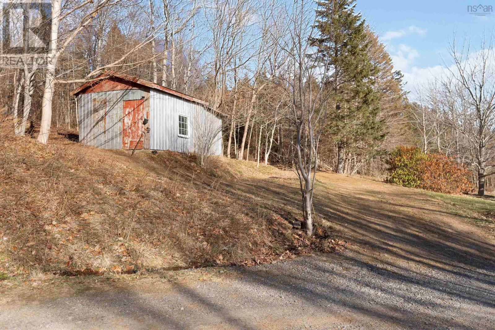 Property 30 of 31 of 4395 Prospect Road