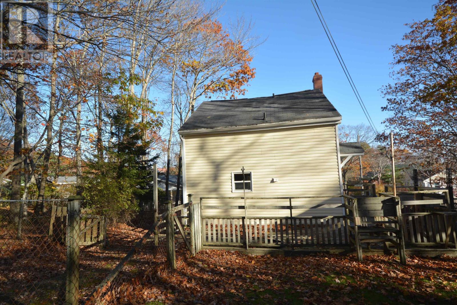 Property 10 of 22 of 6 Nelson Avenue