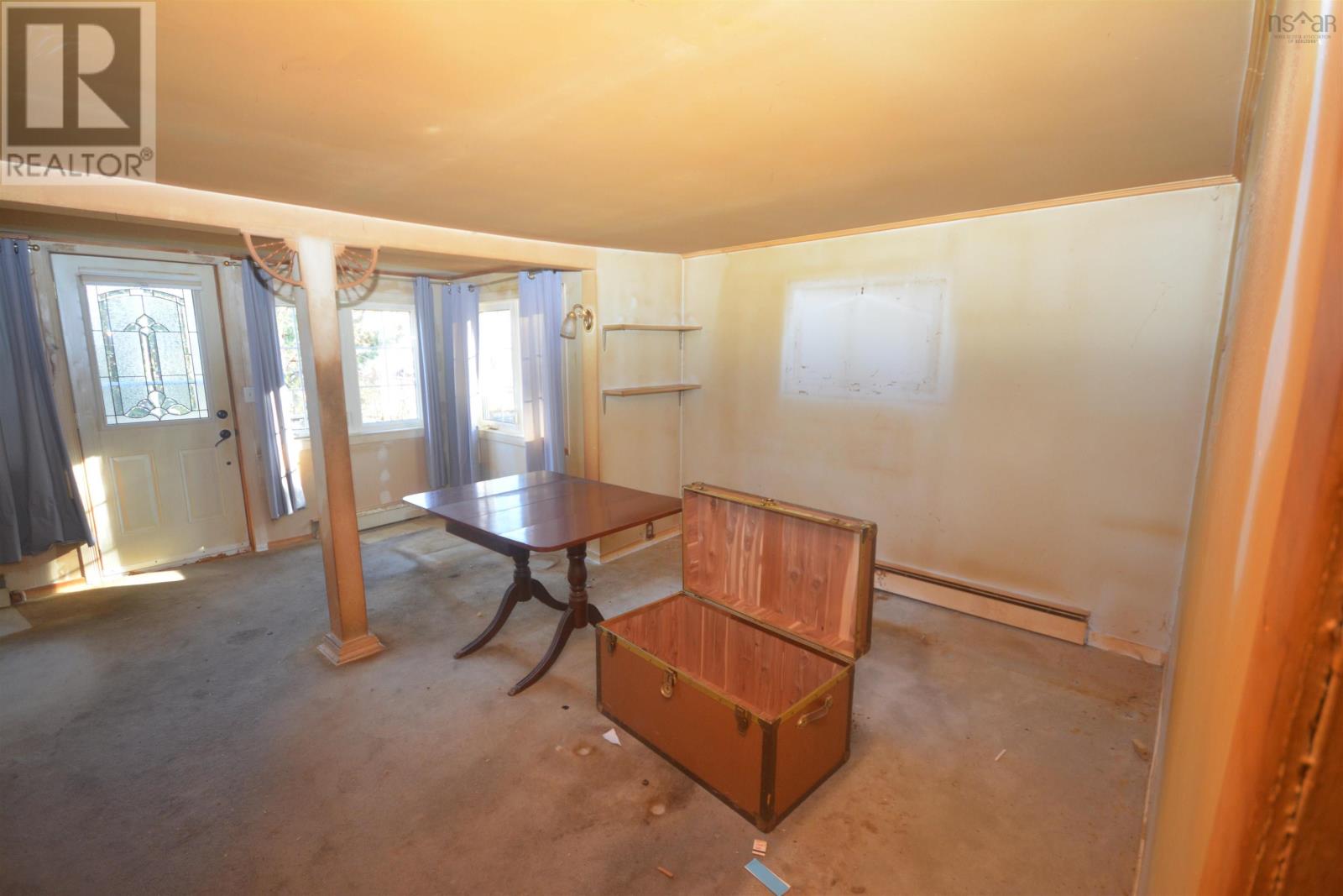 Property 19 of 22 of 6 Nelson Avenue