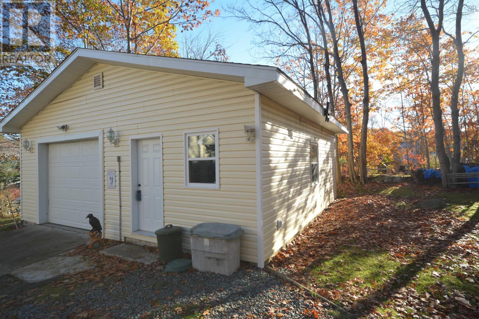 Property 8 of 22 of 6 Nelson Avenue