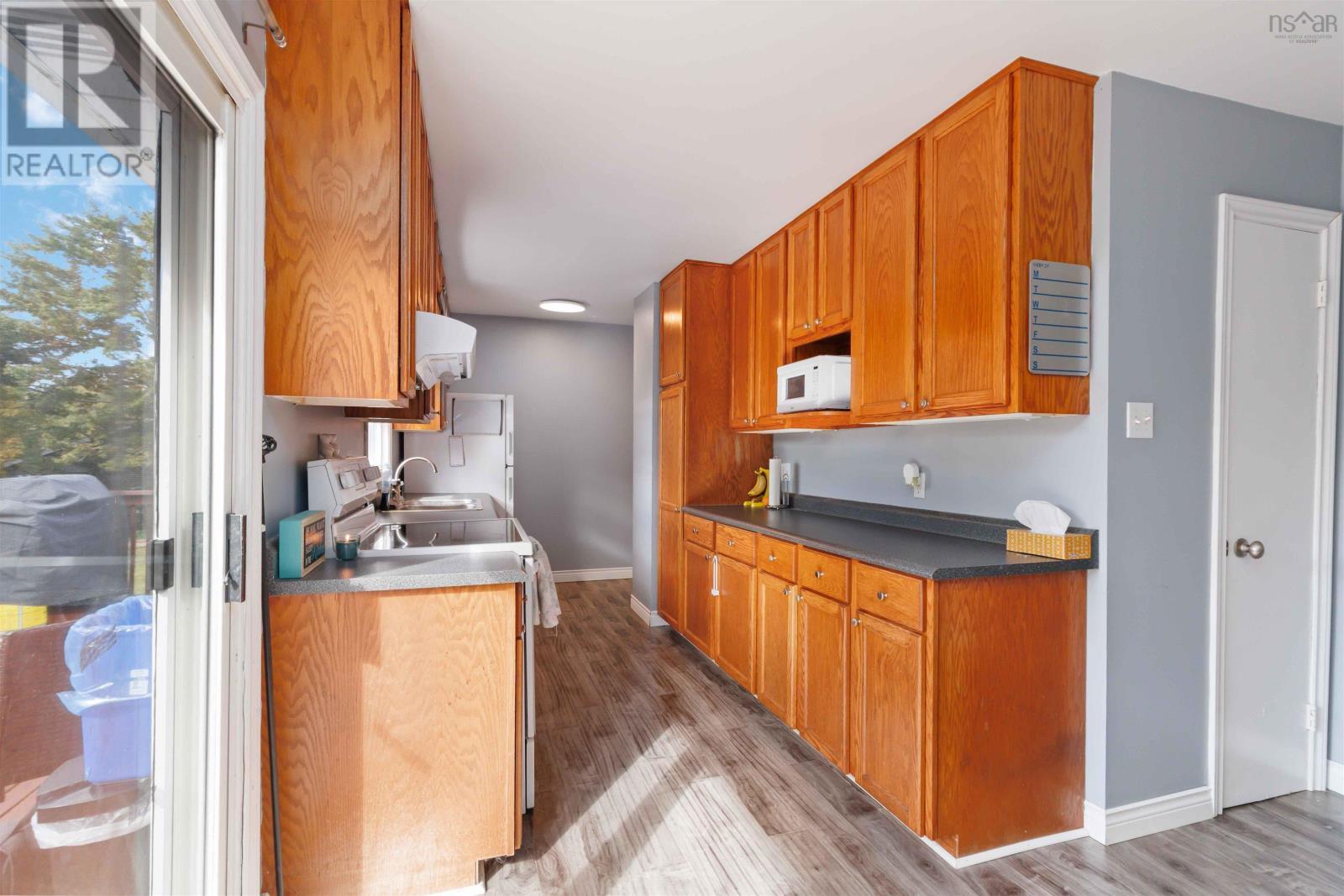 Property 14 of 39 of 7632 Highway 7