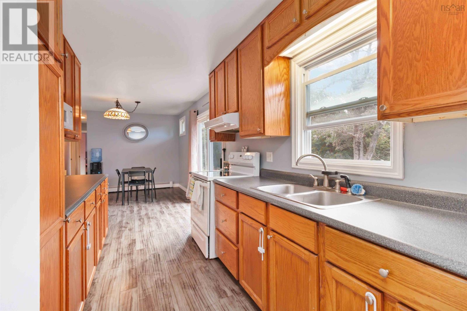 Property 18 of 39 of 7632 Highway 7