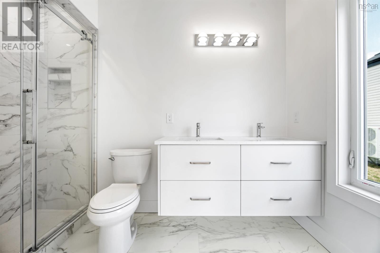 Property 31 of 43 of 2 Merion Court