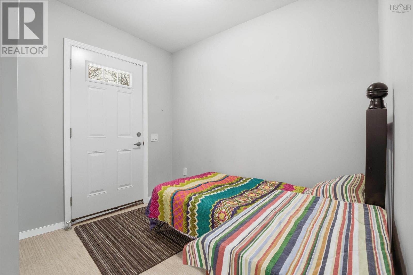 Property 5 of 42 of 7 Mansfield Lane