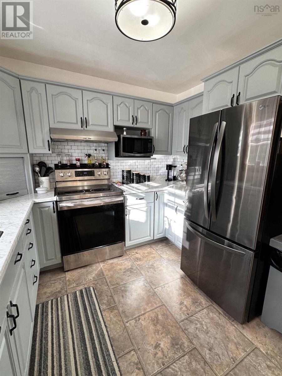 Property 11 of 37 of 15 Dexter Avenue