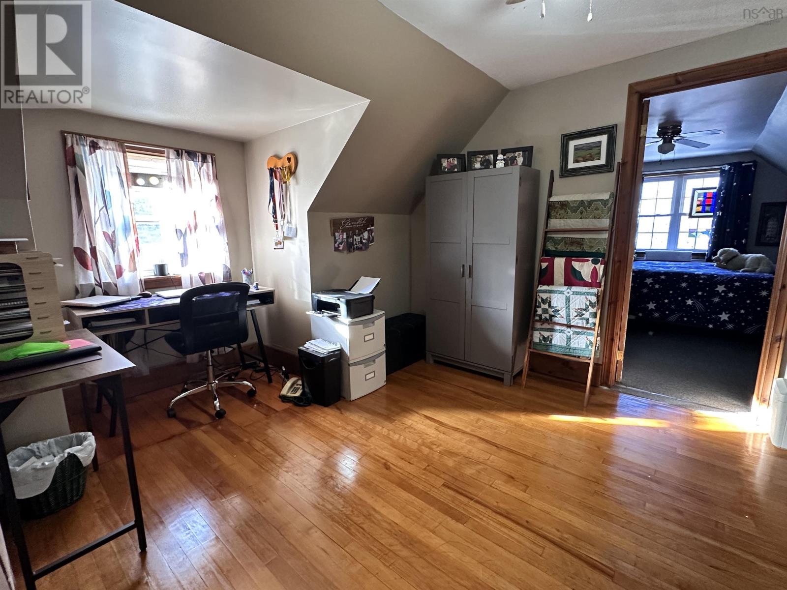 Property 19 of 37 of 15 Dexter Avenue