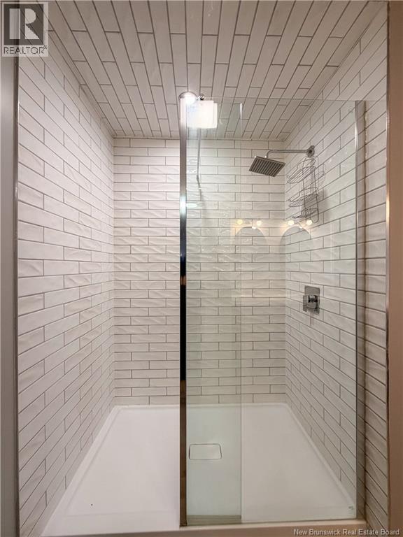 319 Goderich Street - 11