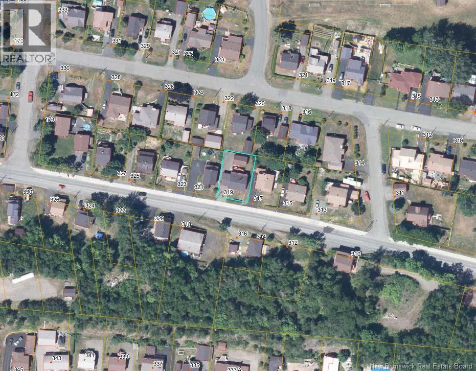 319 Goderich Street - 31