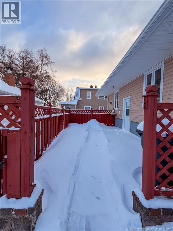 319 Goderich Street - 26